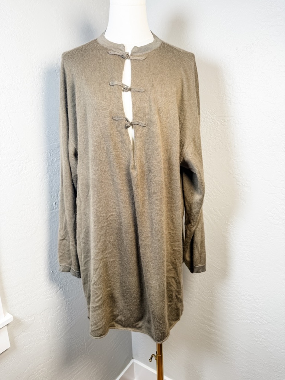 Krizia Maglia Taupe Cashmere Silk Sweater Tunic Made Italy Toggle Front Size L